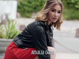 Amalia_Davis
