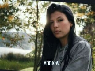 AnnieW