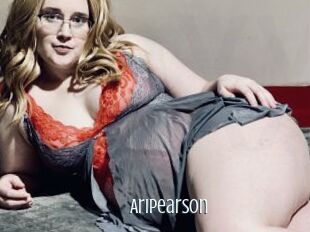 AriPearson