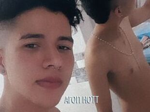 Aron_Hott