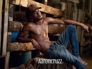 Aaroncruzz