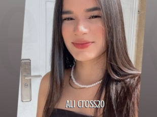 Ali_cross20