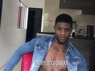 Arielbronwxxx