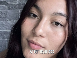 Artemisafoxx