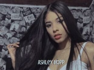 Ashley_hopp