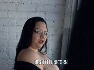 BIGTITTTUNIC0RN