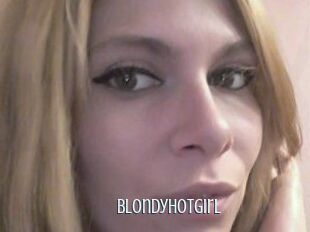 BlondyHotGirl