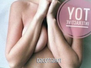 Dacotta_Hot
