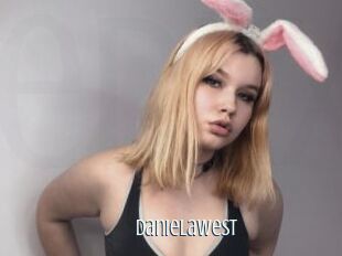 DanielaWest