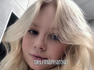 Delfinayearout