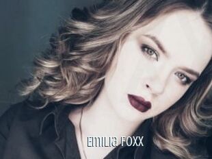 Emilia_Foxx