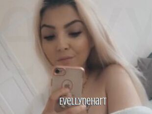 EvellyneHart