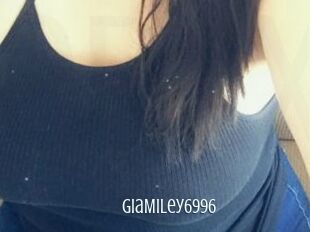 GiaMiley6996