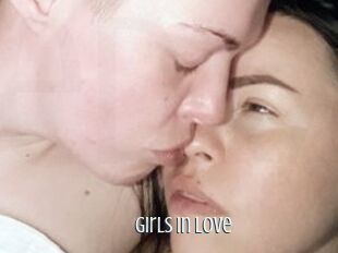Girls_in_love