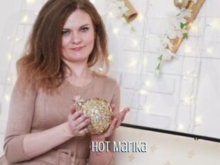 Hot_Marika
