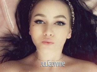 JuliaDivine