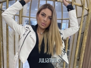Juliatwiks
