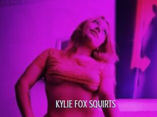 KYLIE_FOX_SQUIRTS