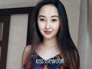 Kiss_meWoon