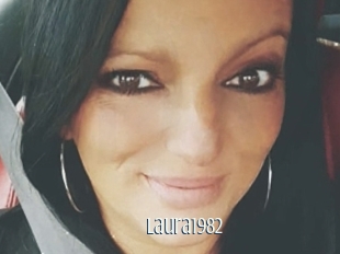 Laura1982
