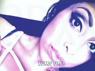Lexxie_oxox