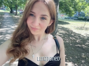Lunatoned