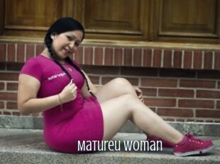 Matureu_Woman
