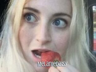 Melanie_Daisy