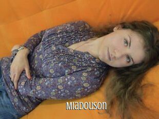 MiaDouson