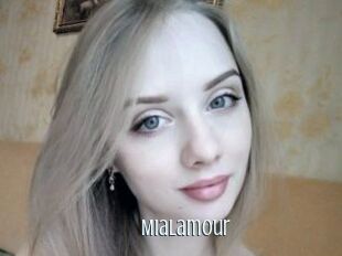 MiaLamour Edonkey xxx