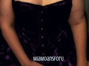 MiaMoansForU