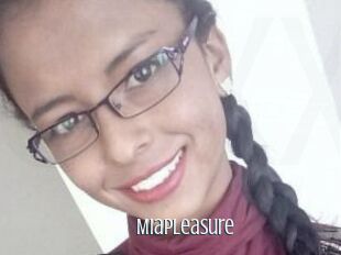 Mia_Pleasure