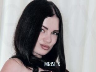 MiaSilk