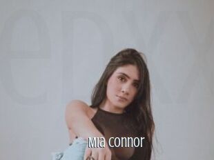 Mia_Connor