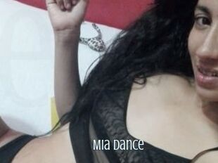 Mia_Dance
