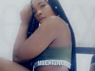 Miley_Taylor