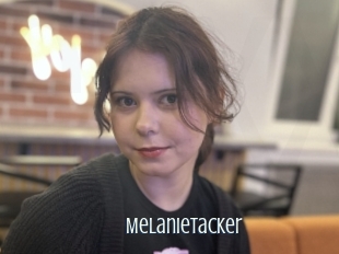 Melanietacker
