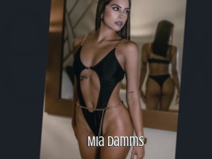 Mia_damms