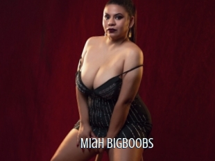 Miah_bigboobs