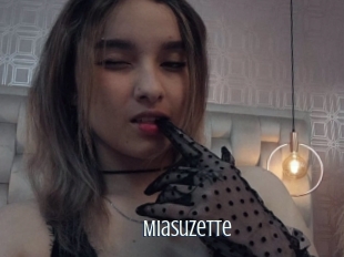 Miasuzette