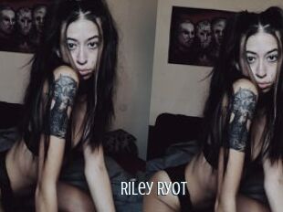 Riley_Ryot