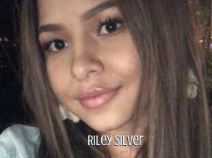 Riley_silver