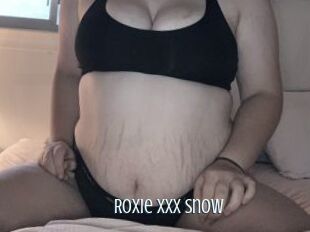 Roxie_xxx_Snow
