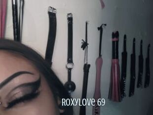 RoxyLove_69