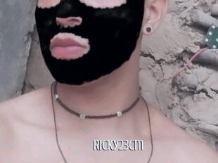 Ricky23cm