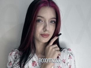 Roxymaxx
