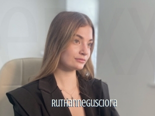 Ruthannegusciora