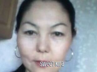 Sweet_Kira_