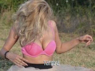 Tannya_