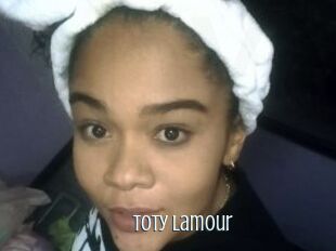 Toty_Lamour